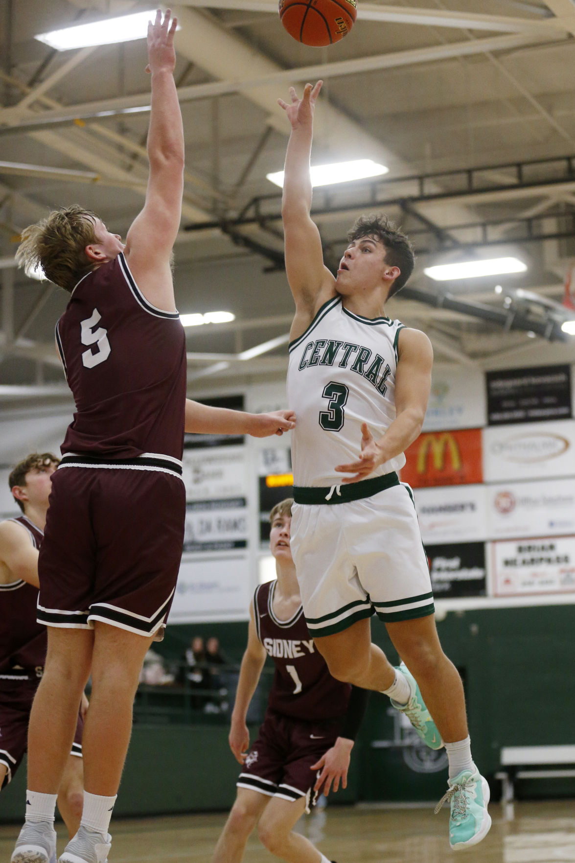 Central v Sidney boys hoops